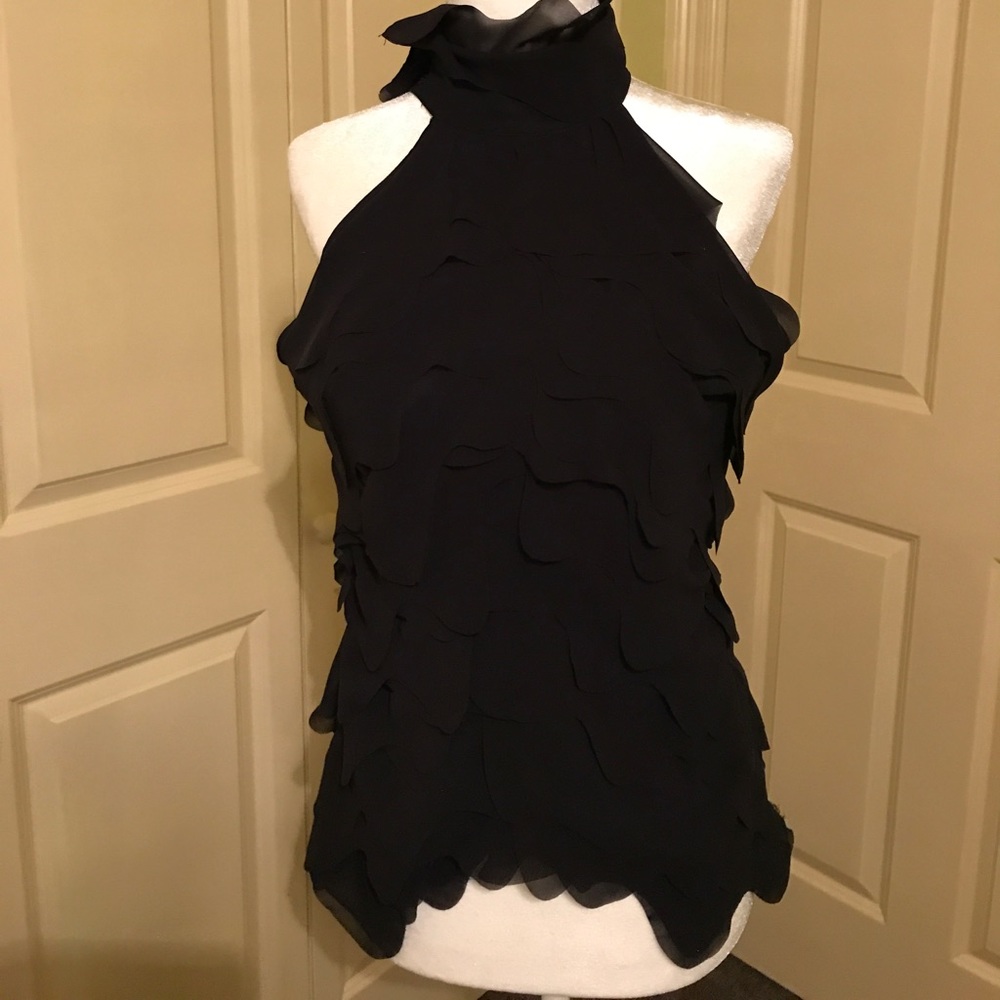 Very unique little black top